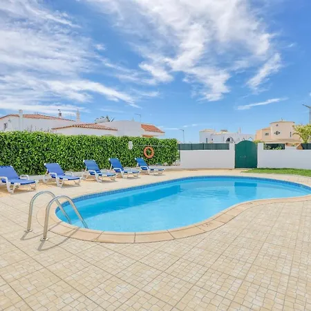Villa Dois Pinheiros